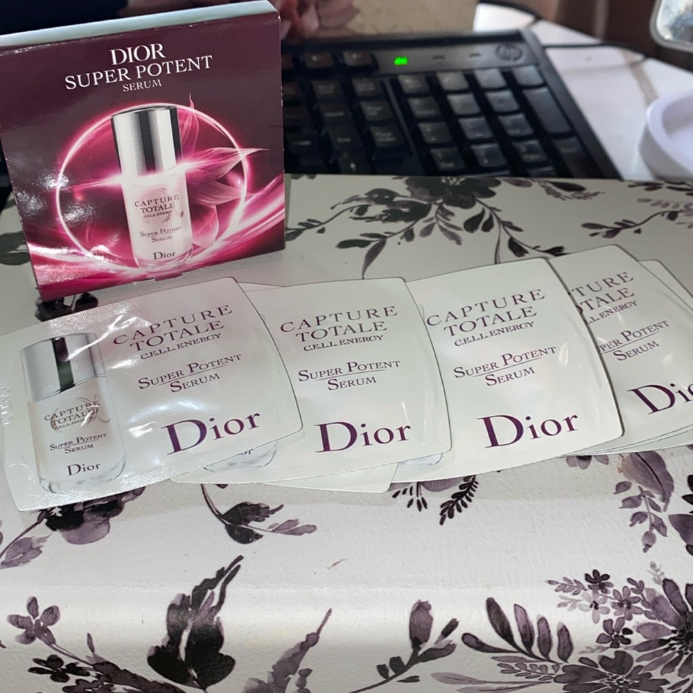 DIOR Super Potent Serum